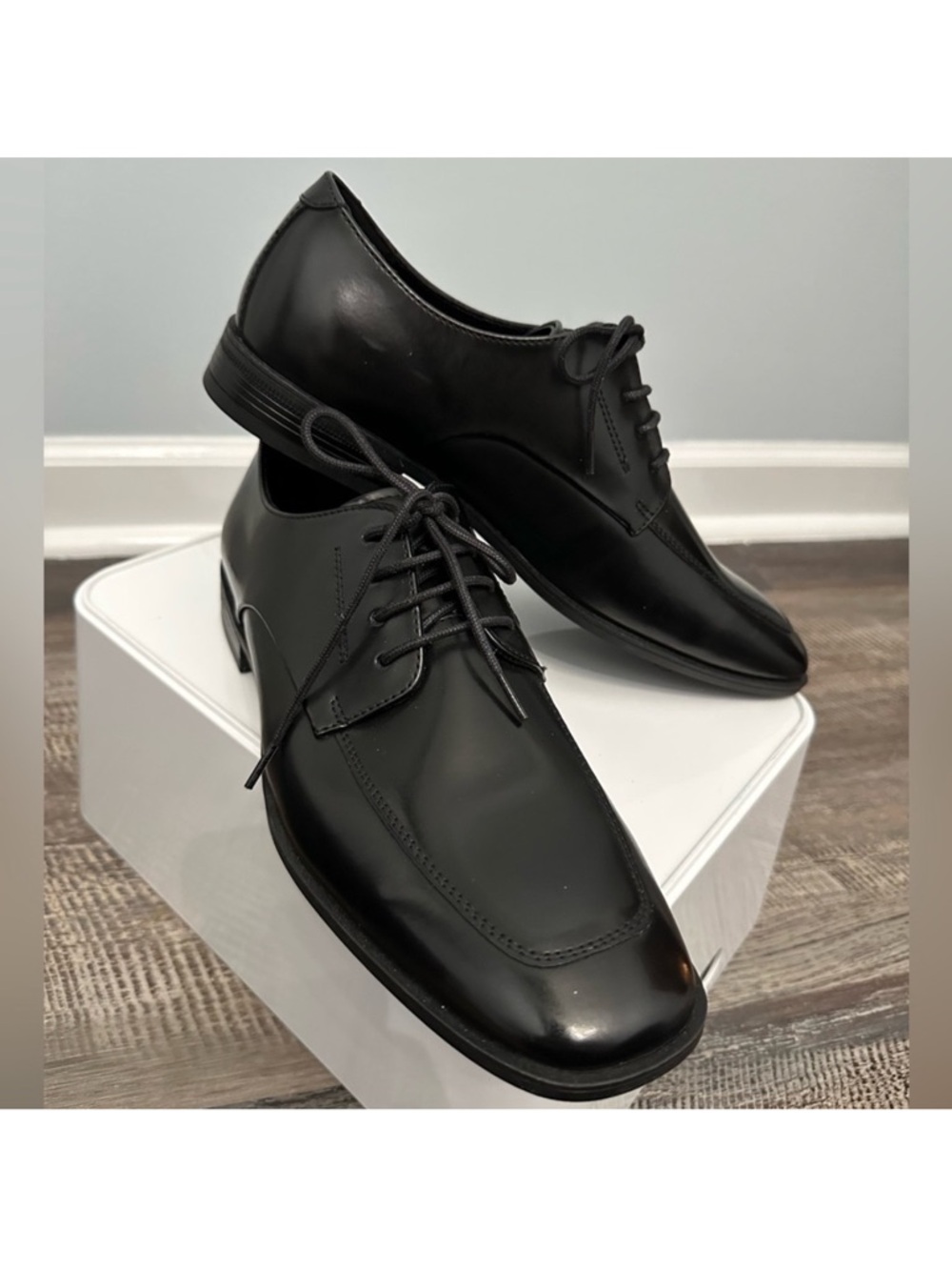 Brand new Calvin Klein faux leather Men's Black Lace-Up Dress Shoes Sz 11